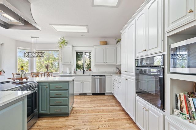 103 Eden Drive, Grants Pass, OR 97526