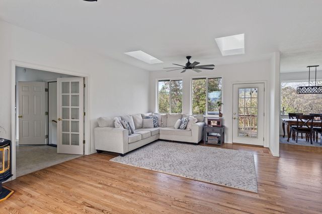 103 Eden Drive, Grants Pass, OR 97526