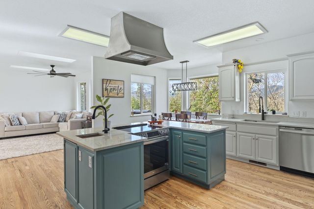 103 Eden Drive, Grants Pass, OR 97526