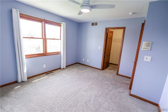 5511 Old Lake Shore Road, Hamburg, NY 14085