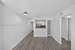 501 SW 1st St 607, Miami, FL 33130