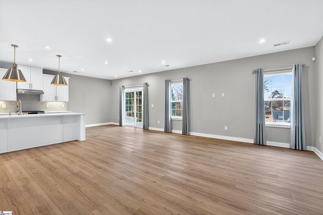 1009 Horse Whisper Run, Landrum, SC 29356