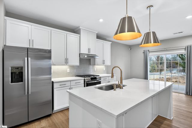 1009 Horse Whisper Run, Landrum, SC 29356