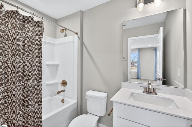 1009 Horse Whisper Run, Landrum, SC 29356