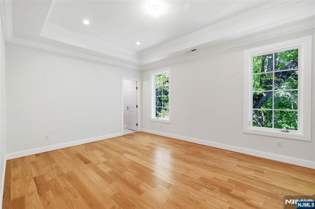80 Church Street, Alpine, NJ 07620