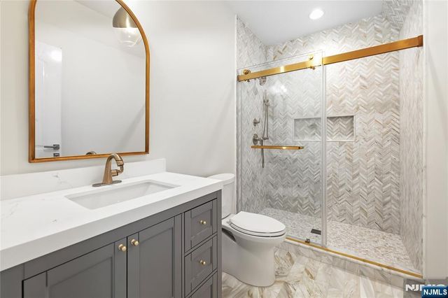 80 Church Street, Alpine, NJ 07620
