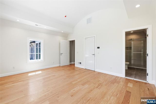80 Church Street, Alpine, NJ 07620