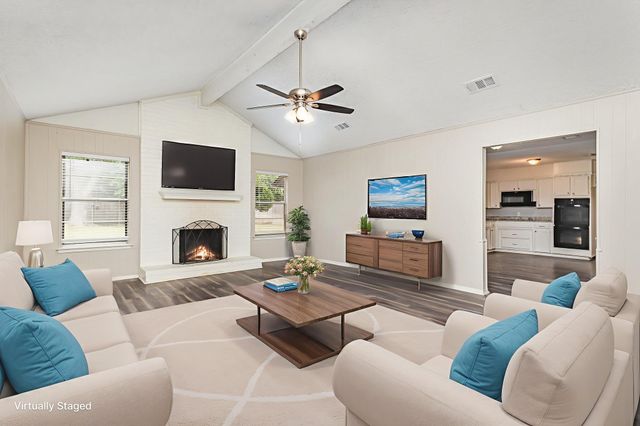 736 Springhill Drive, Hurst, TX 76054