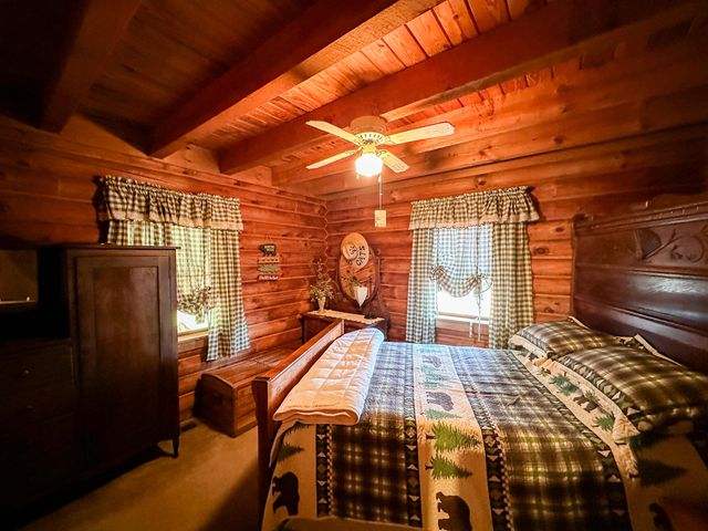 766 Old Flat Lick School Road, Flat Lick, KY 40935