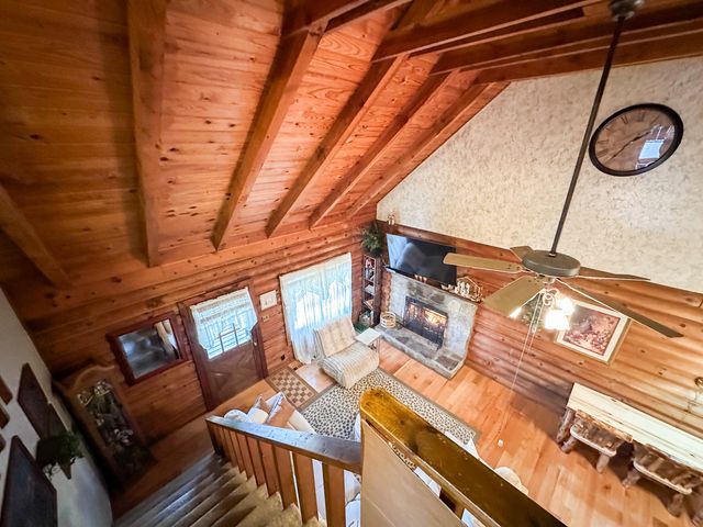 766 Old Flat Lick School Road, Flat Lick, KY 40935