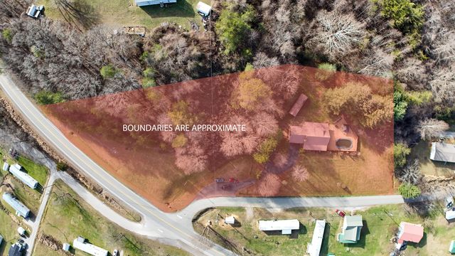 766 Old Flat Lick School Road, Flat Lick, KY 40935