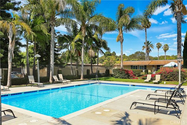 23496 Los Adornos, Aliso Viejo, CA 92656