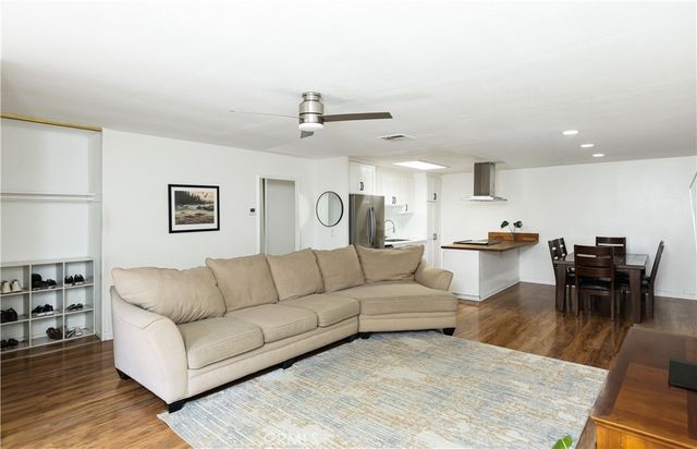 23496 Los Adornos, Aliso Viejo, CA 92656