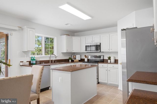 11432 WESTMONT CT, Waldorf, MD 20602