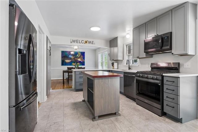 3409 Freemason DR, Portsmouth, VA 23703
