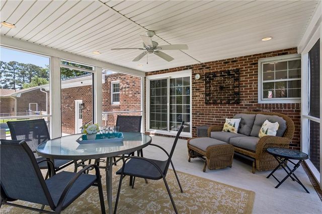 3409 Freemason DR, Portsmouth, VA 23703