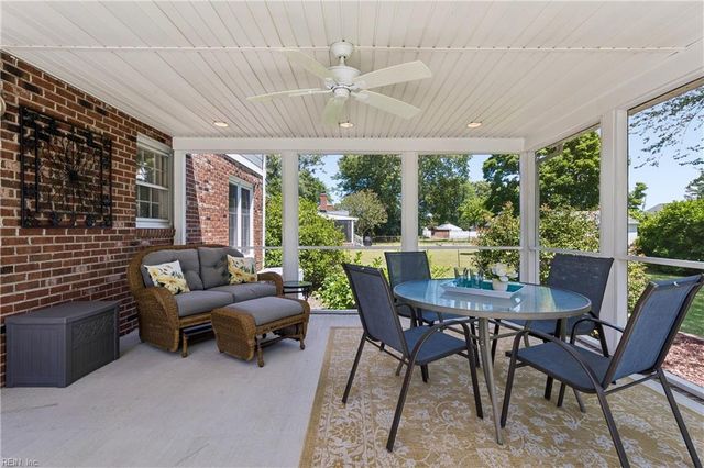 3409 Freemason DR, Portsmouth, VA 23703