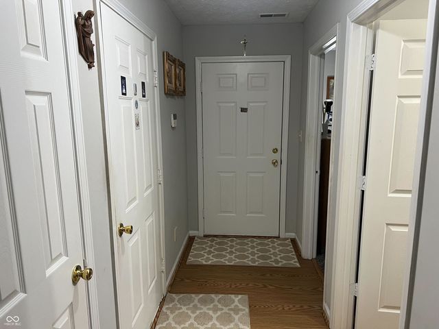 3821 Gray Pond Court, Indianapolis, IN 46237