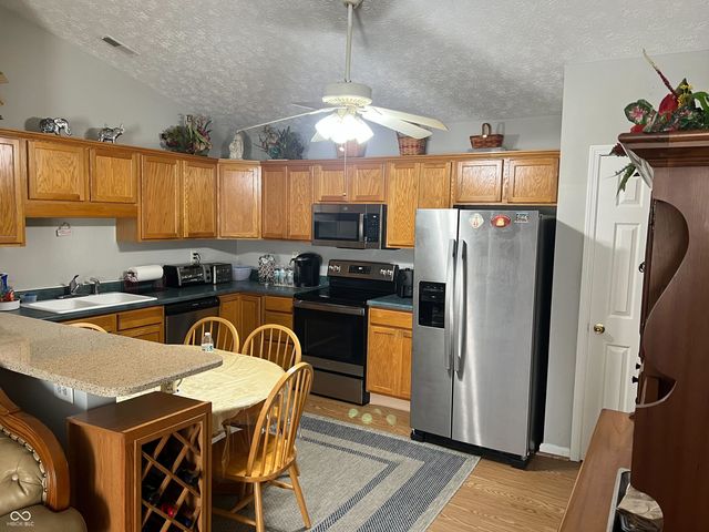 3821 Gray Pond Court, Indianapolis, IN 46237