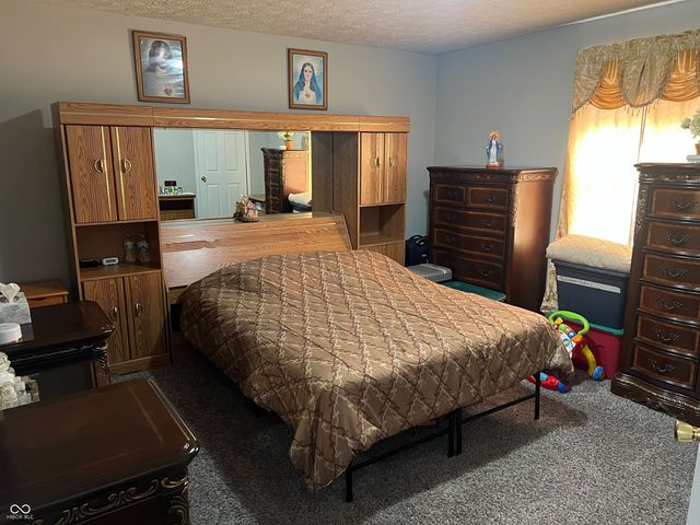 3821 Gray Pond Court, Indianapolis, IN 46237