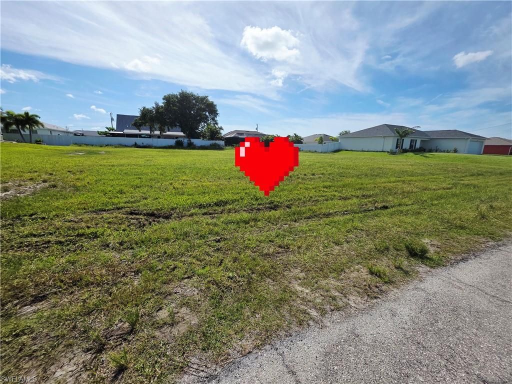 Image 1 of property listing at 1216 NW 14th PL, Cape Coral, FL 33993