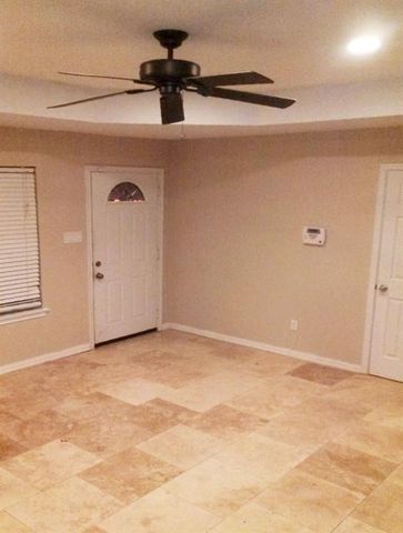 1111 N Houston Street, Royse City, TX 75189