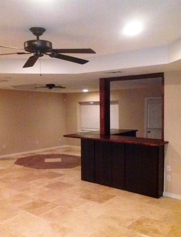 1111 N Houston Street, Royse City, TX 75189