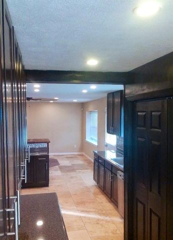 1111 N Houston Street, Royse City, TX 75189