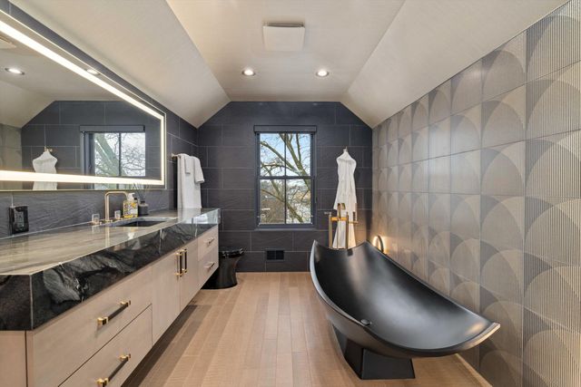 628 Maple Street, Plymouth, MI 48170