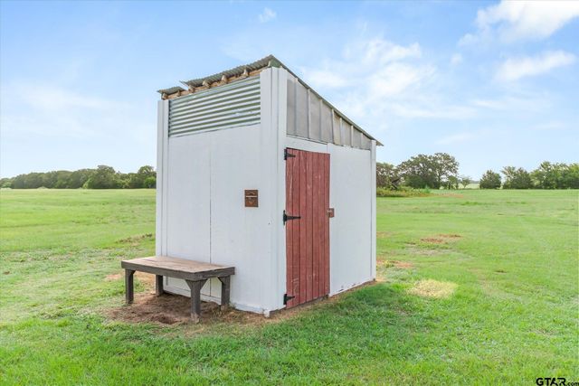 1083 VZ County Road 1319, Grand Saline, TX 75140
