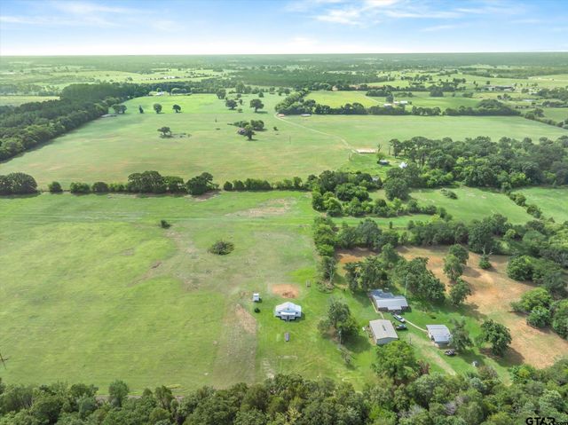 1083 VZ County Road 1319, Grand Saline, TX 75140