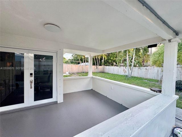 3010 N 73rd Ave, Hollywood, FL 33024