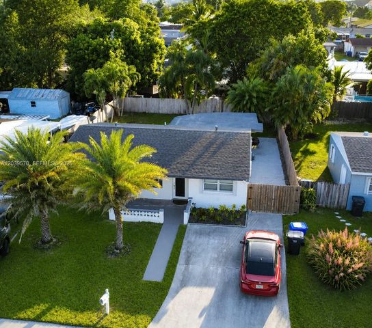 3010 N 73rd Ave, Hollywood, FL 33024