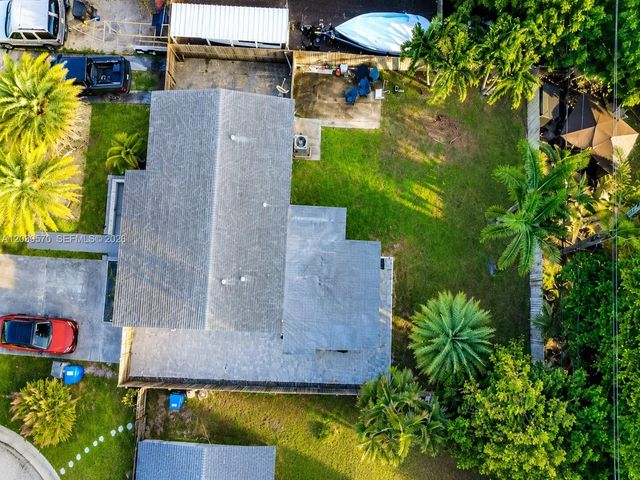 3010 N 73rd Ave, Hollywood, FL 33024