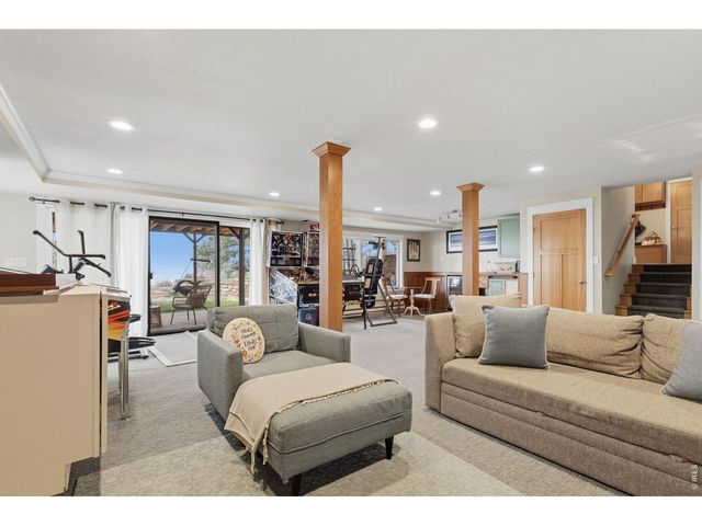 15757 Mossrock Ct, Longmont, CO 80503
