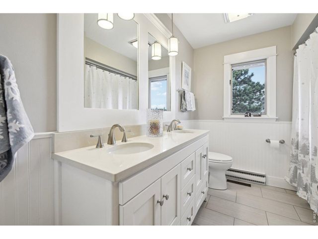 15757 Mossrock Ct, Longmont, CO 80503