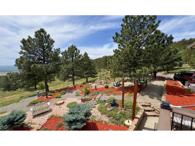 15757 Mossrock Ct, Longmont, CO 80503