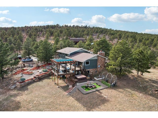 15757 Mossrock Ct, Longmont, CO 80503