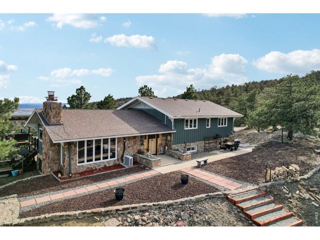 15757 Mossrock Ct, Longmont, CO 80503