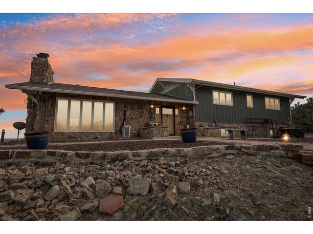 15757 Mossrock Ct, Longmont, CO 80503