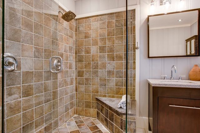 2415 Sunset Avenue, Dallas, TX 75211