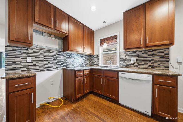 9648 S Eggleston Avenue, Chicago, IL 60628