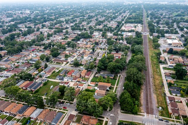 9648 S Eggleston Avenue, Chicago, IL 60628