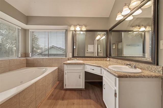 3204 Farmers Field St, Pearland, TX 77581