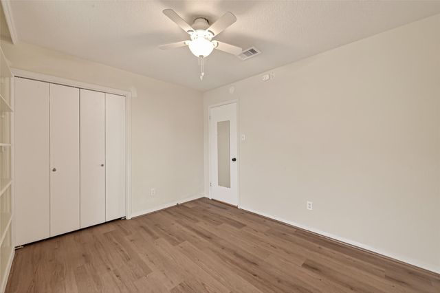 3204 Farmers Field St, Pearland, TX 77581