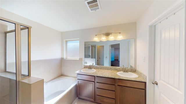 2607 Patricia Crossing, Rosenberg, TX 77471