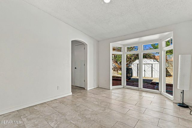 10705 SAIGON Drive, El Paso, TX 79925