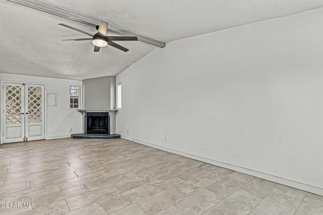 10705 SAIGON Drive, El Paso, TX 79925