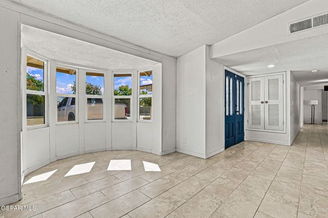 10705 SAIGON Drive, El Paso, TX 79925
