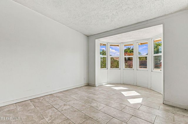 10705 SAIGON Drive, El Paso, TX 79925